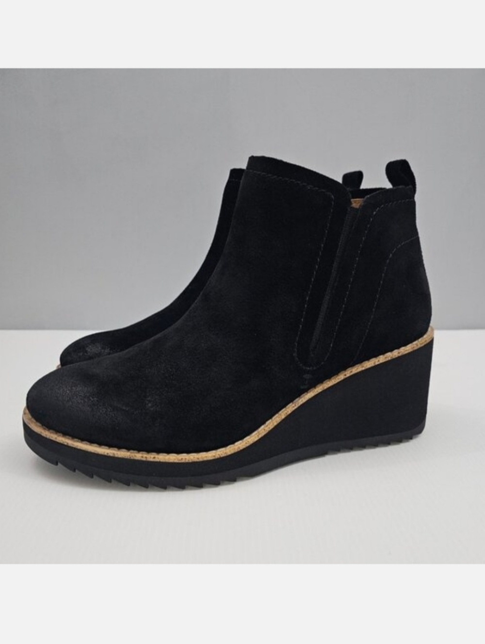 Sofft Emeree Ankle Bootie Womens 9.5 Black Suede Waterproof Wedge Chelsea